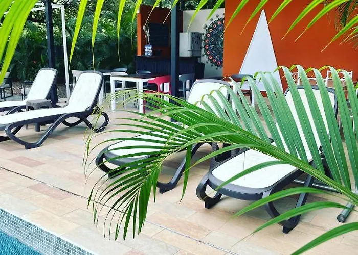 Bed & Breakfast Pyramid Roche Tamarindo