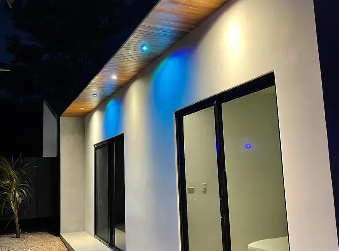 Bed & Breakfast Pyramid Source Guanacaste Tamarindo