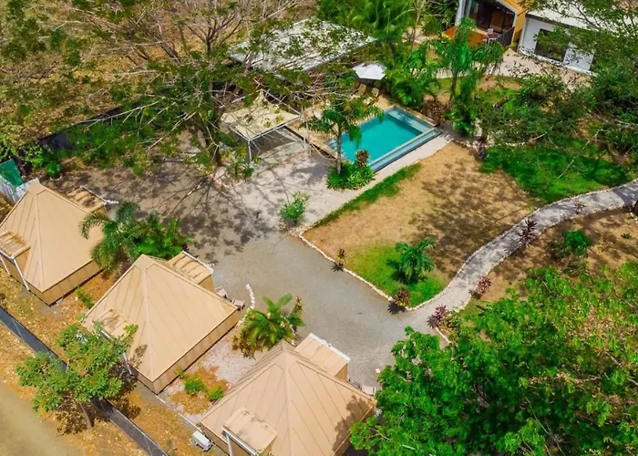Bed & Breakfast Pyramid Source Guanacaste Tamarindo