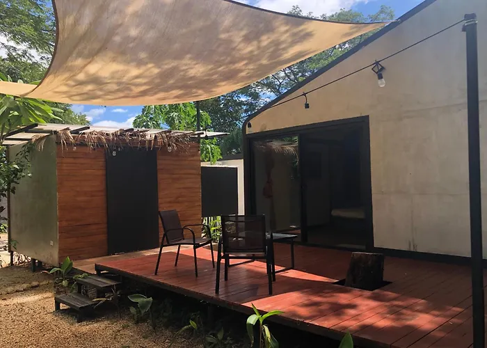 Pyramid Source Guanacaste Bed & Breakfast