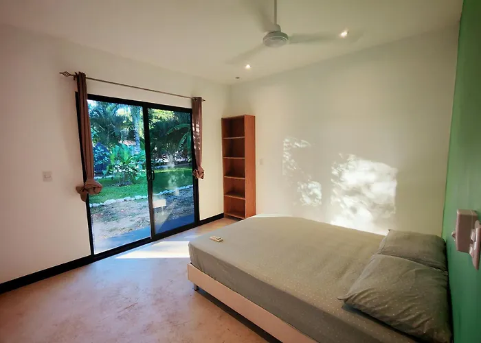 Pyramid Source Guanacaste Bed & Breakfast Tamarindo