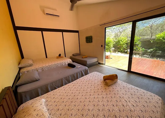 Bed & Breakfast Pyramid Source Guanacaste
